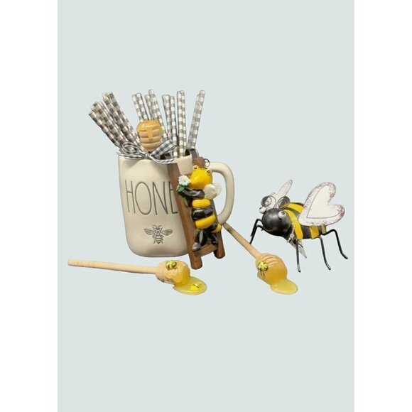 Honey Bee 2 Piece Set Tiered Tray Shelf Decor Spring Summer Farmhouse Kitsch - Picture 4 of 4